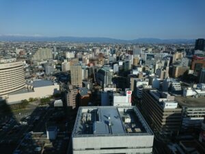 高層ビルから望む新潟市中心部の街並み